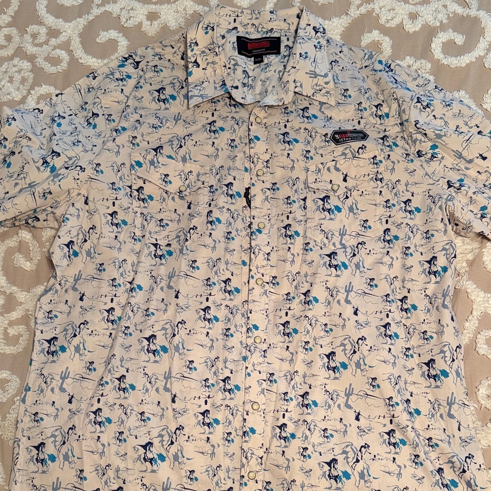 Wrangler Cream Long -Sleeve Western Print Button-Down with Blue Accents